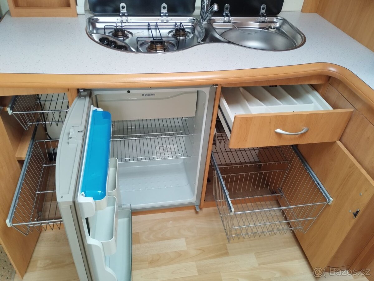 HOBBY EXCELLENT č.255 rok 2004. Mover. Pro 4. Stan. - 13