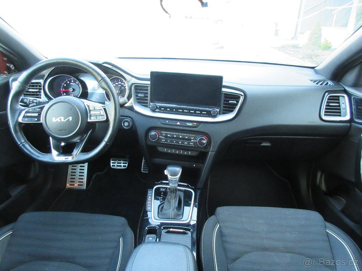 Kia Ceed 1.5 T-GDi GT-Line A/T - 13
