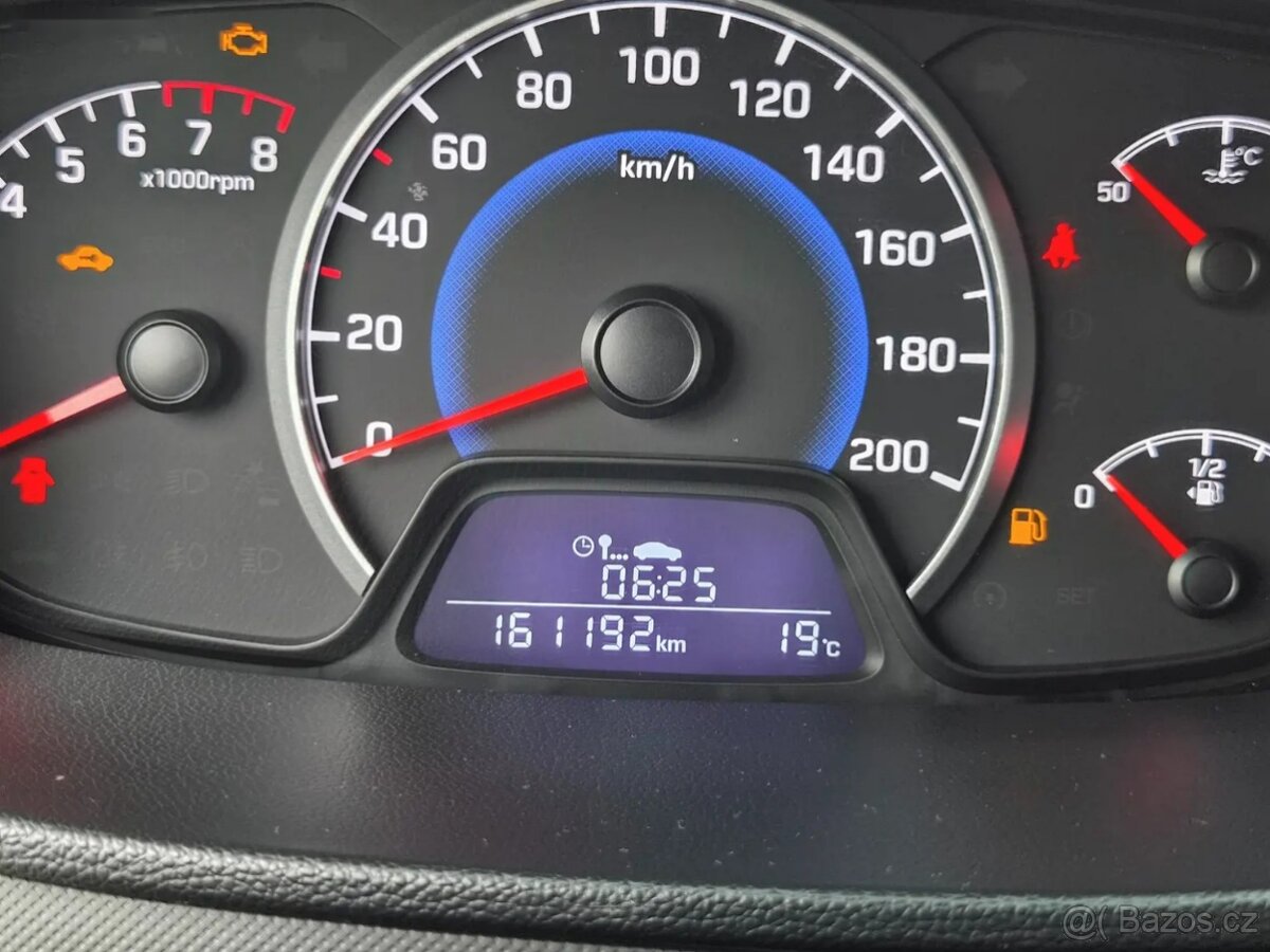 Hyundai i10, 1.0i - 13