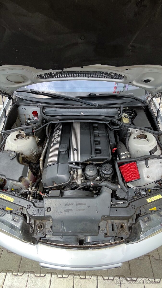 BMW E46 330ci | M-paket, 2002, manuál, bez koroze - 13