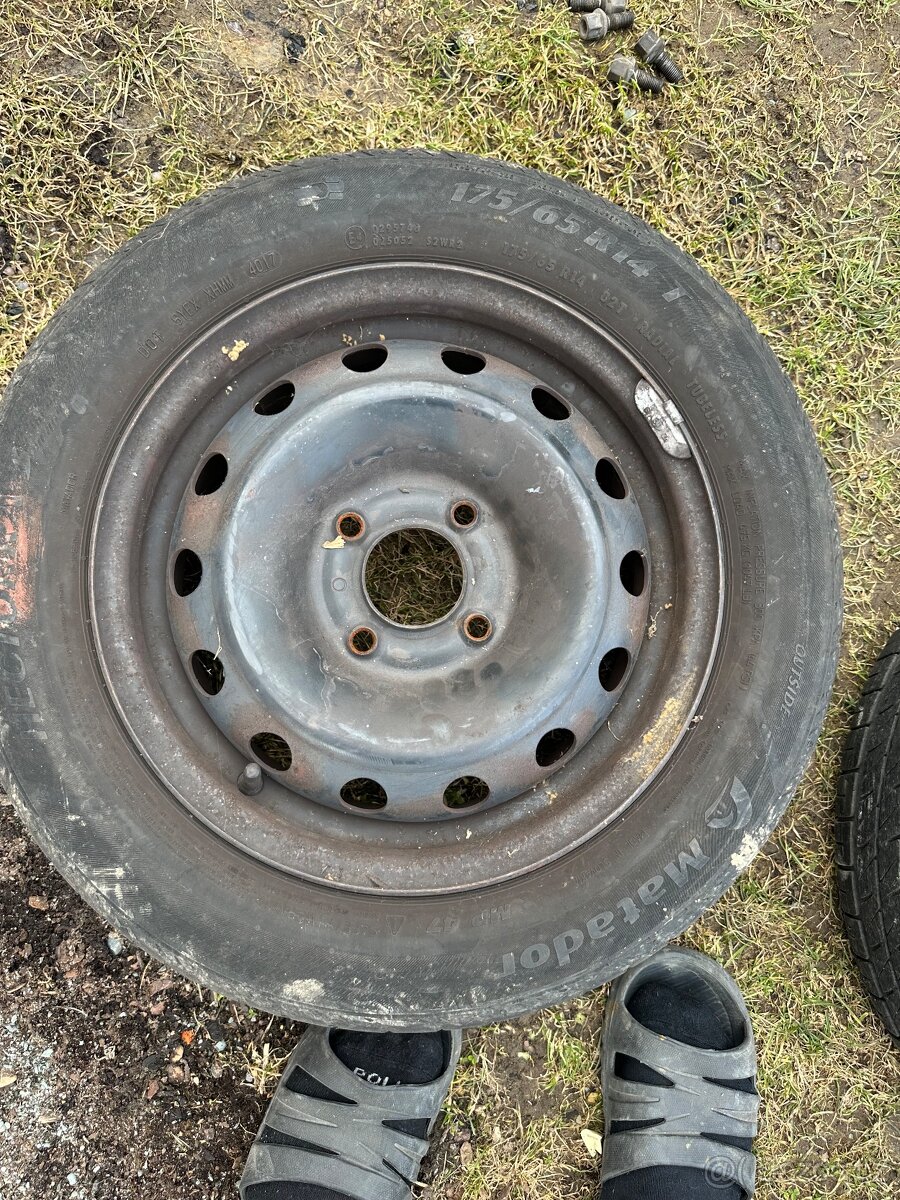 Kola s pneumatiky 175/65 R14 - 13