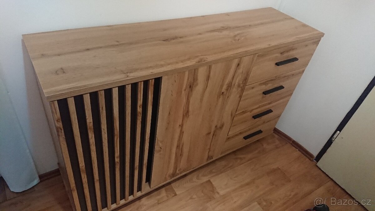 Komoda - 13