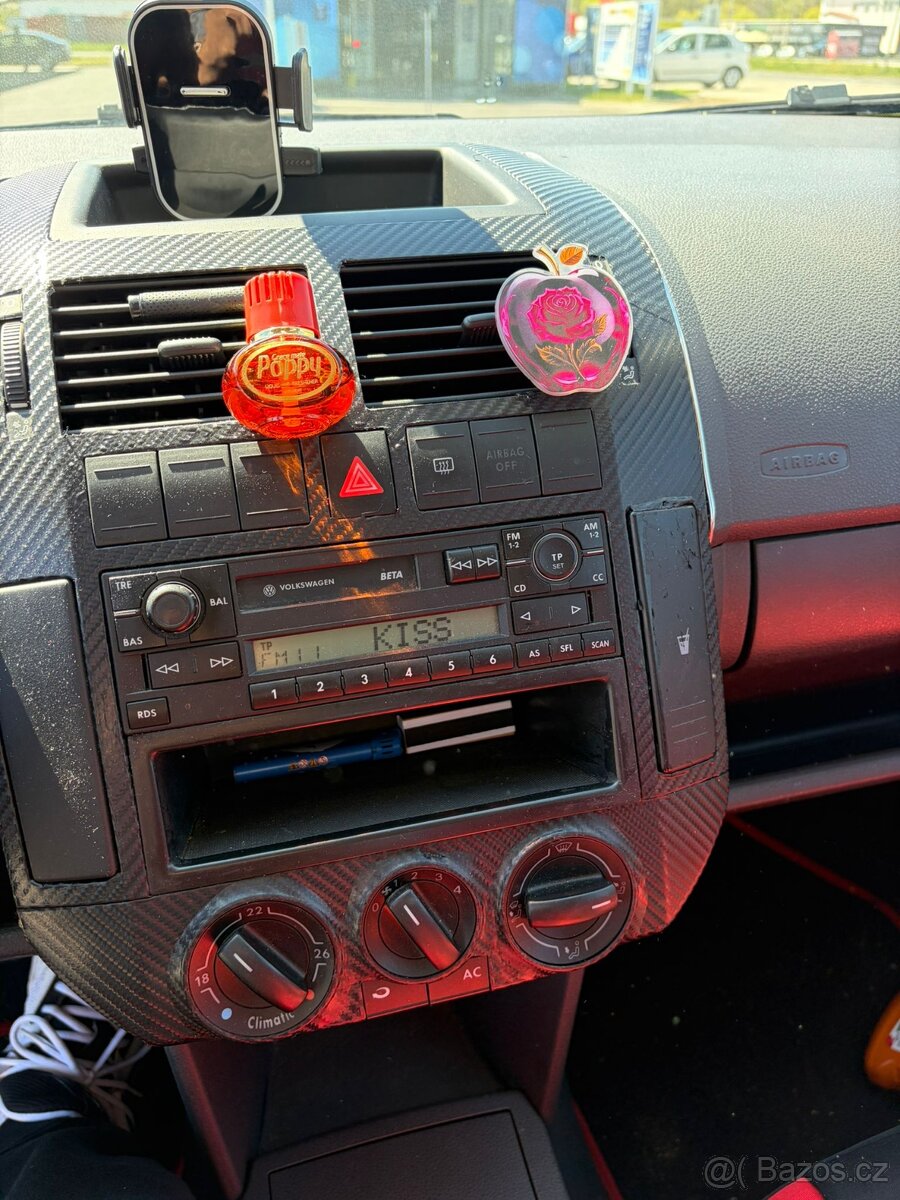 Volkswagen Polo - 13