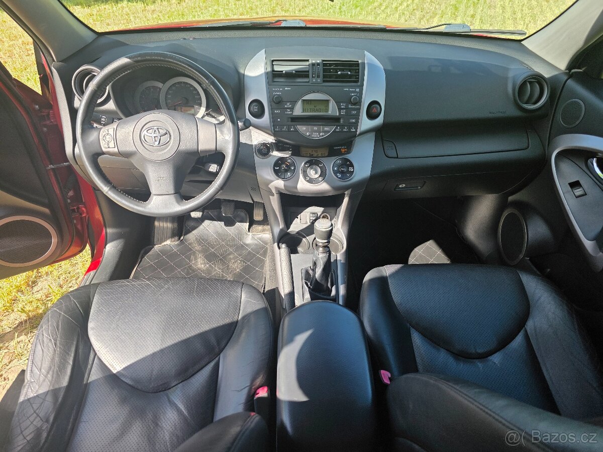 Toyota Rav4 III - 13