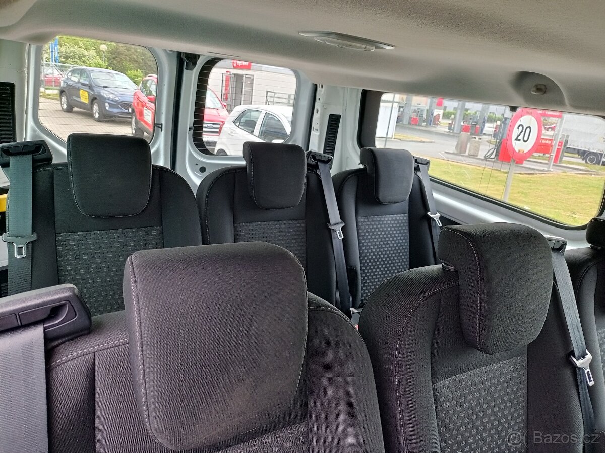 Ford Transit Custom Kombi - 9 místní - rok 2020 - 13
