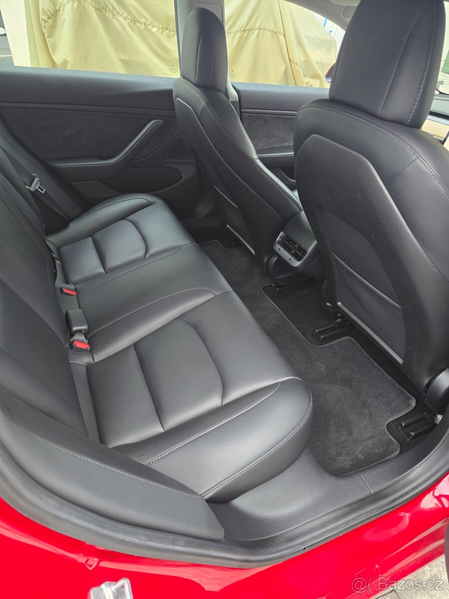 Tesla Model 3 Long Range - 13
