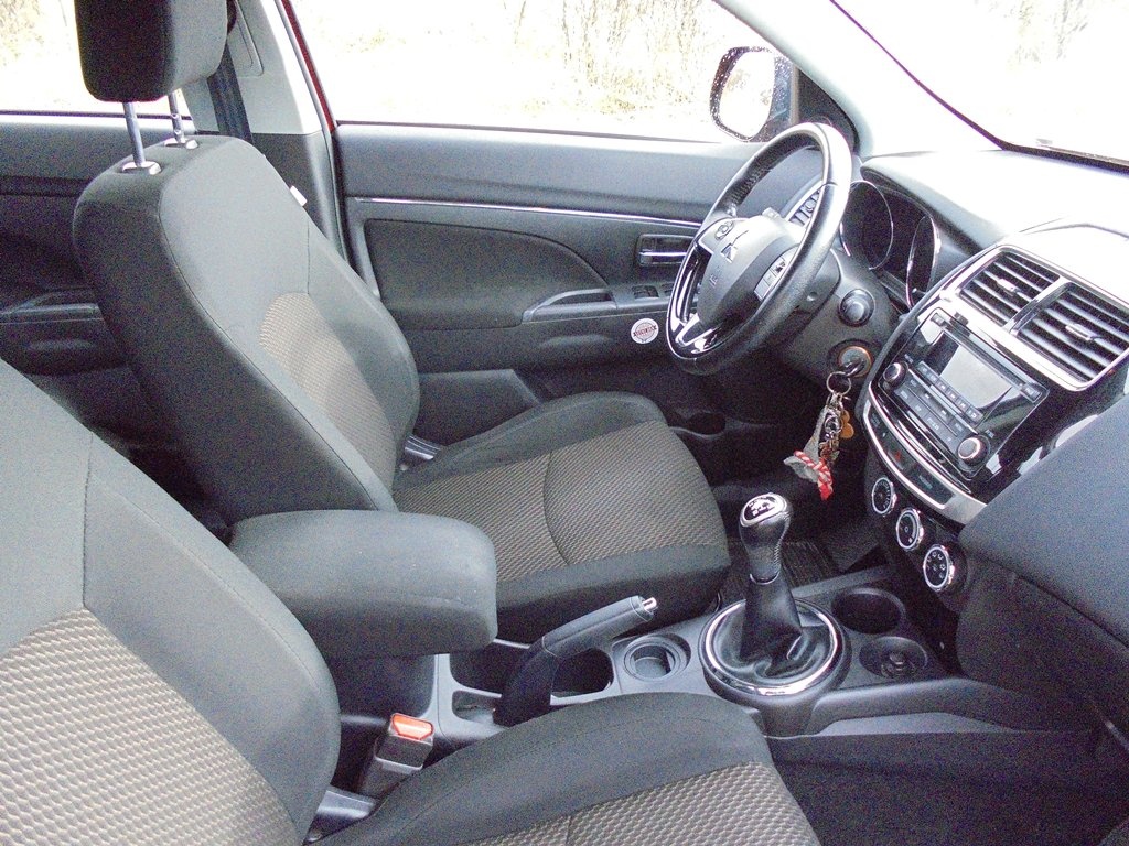 Mitsubishi ASX 1,6 Mivec, 1. majitel, dvě sady kol, r.v. 09/ - 13