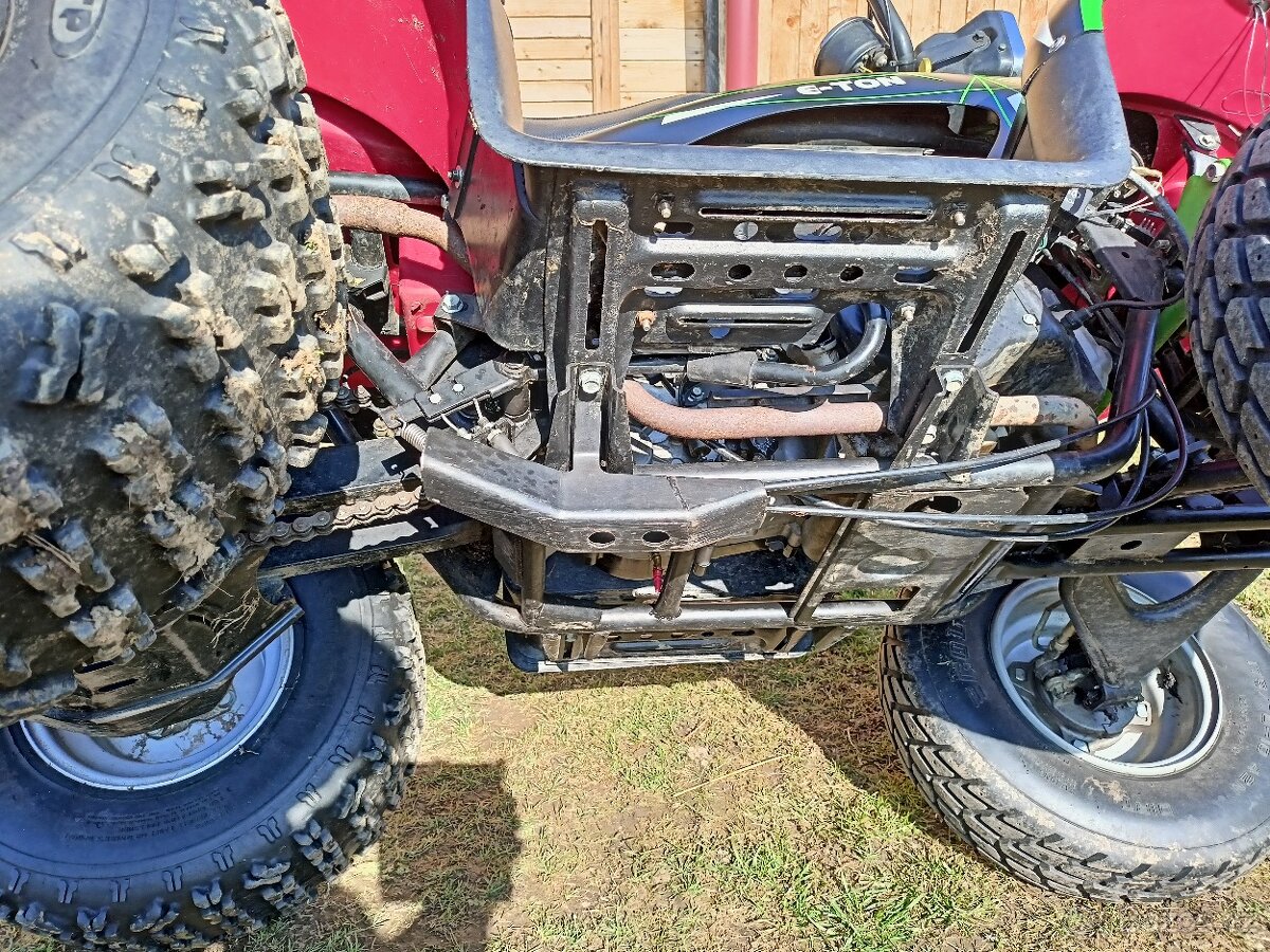 Čtyřkolky E-ton Yukon 150 - 13