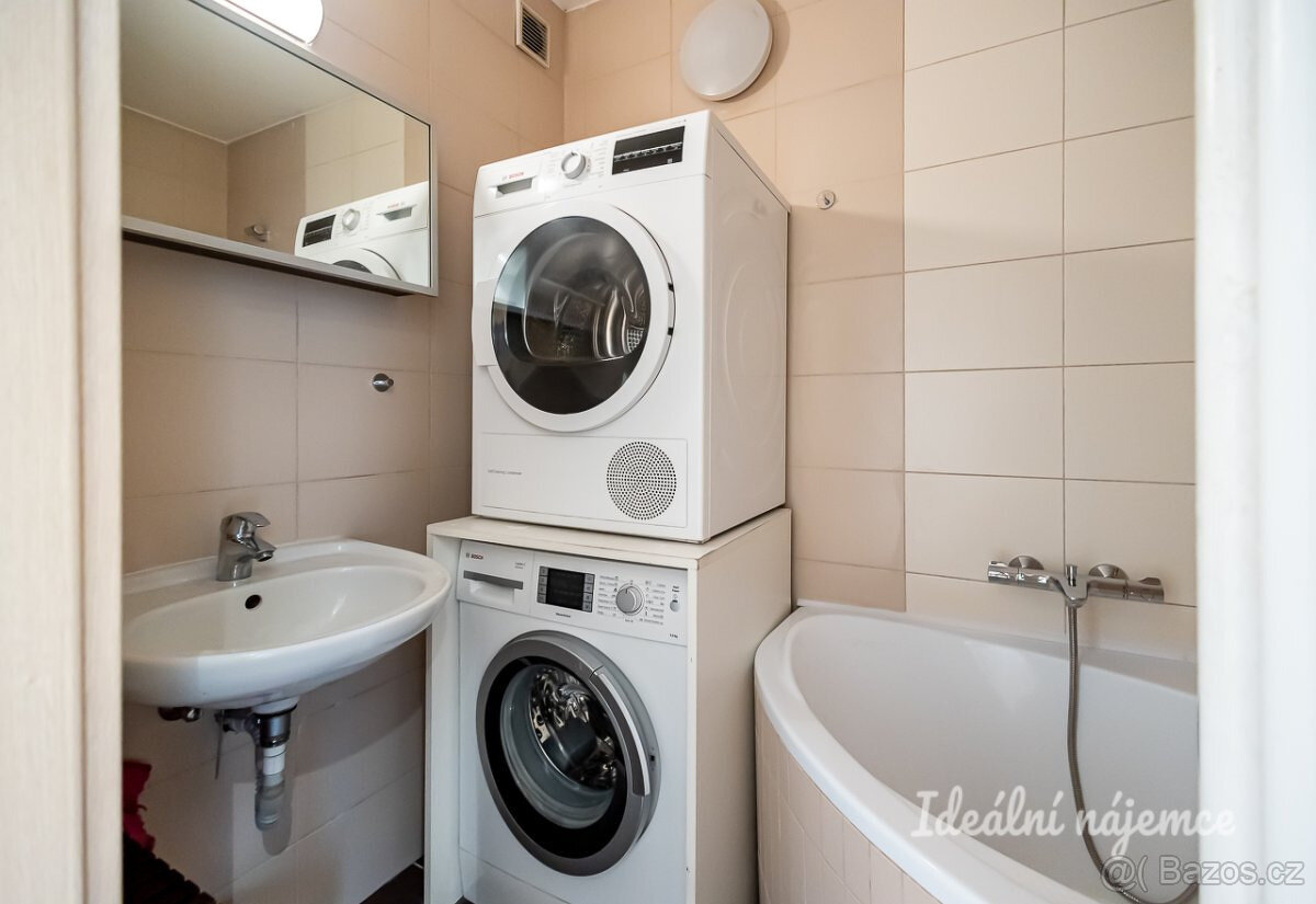 Pronájem bytu 2+kk, Sokolovská, Libeň, 20900 Kč/měs, 51 m2 - 13