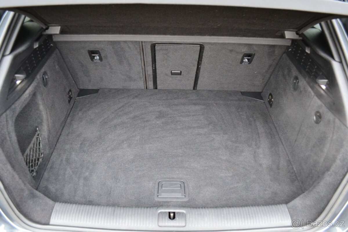 Audi RS3 Sportback 2.5 TFSI Quattro - 13