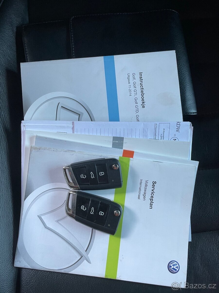 VW Golf 1.4 GTE бензиново-гібридний - 13