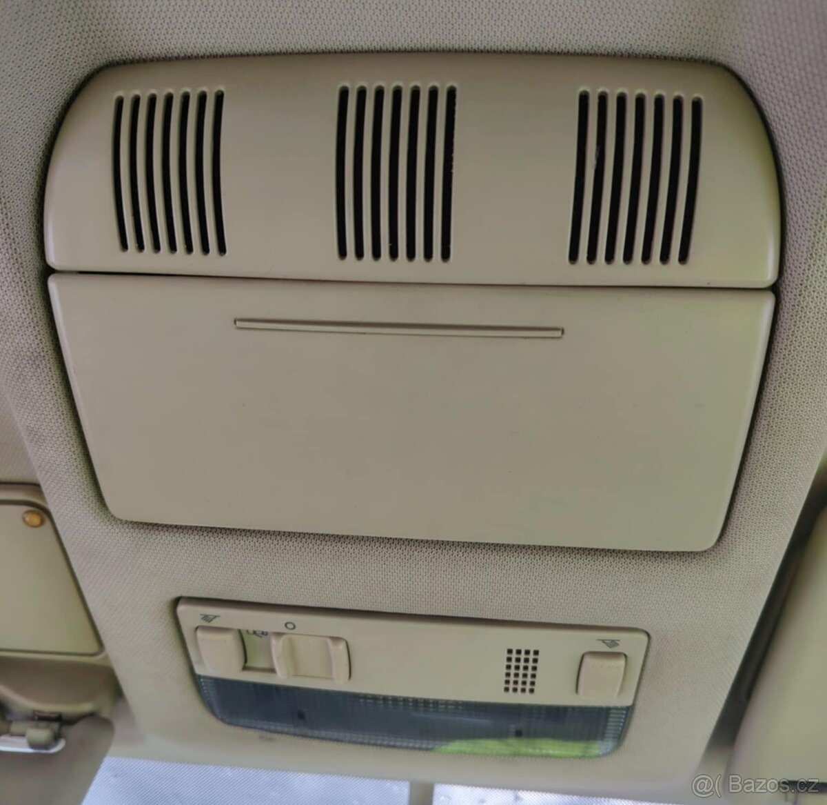 prodám béžový interiér do Škody Octavie 2 kombi - 13