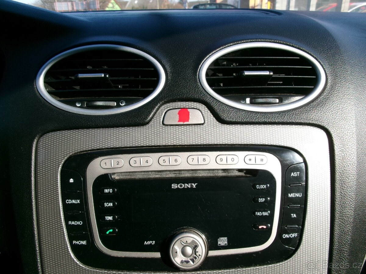 PRODÁM Ford Focus 1.6TDCi AUTOKLIMA - 13
