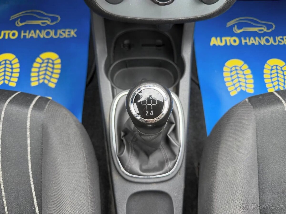 Opel Corsa, 1.2i 59KW 2x kola,nová TK - 13