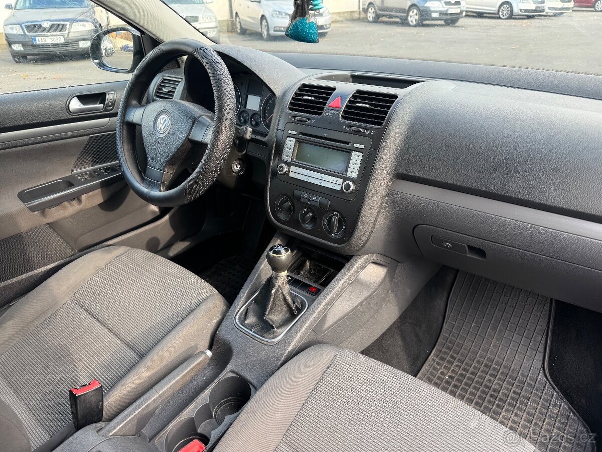 Volkswagen Golf V 1.9 TDi COMBI MODEL 2008 MOŽNO NA SPLÁTKY - 13