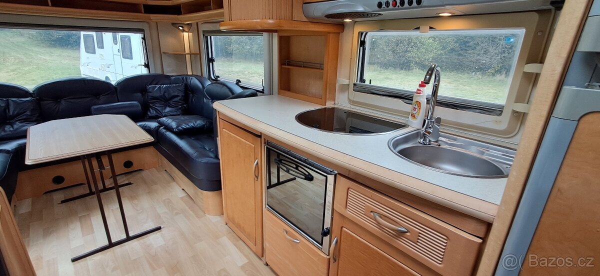 Hobby karavan 2000kg - 13