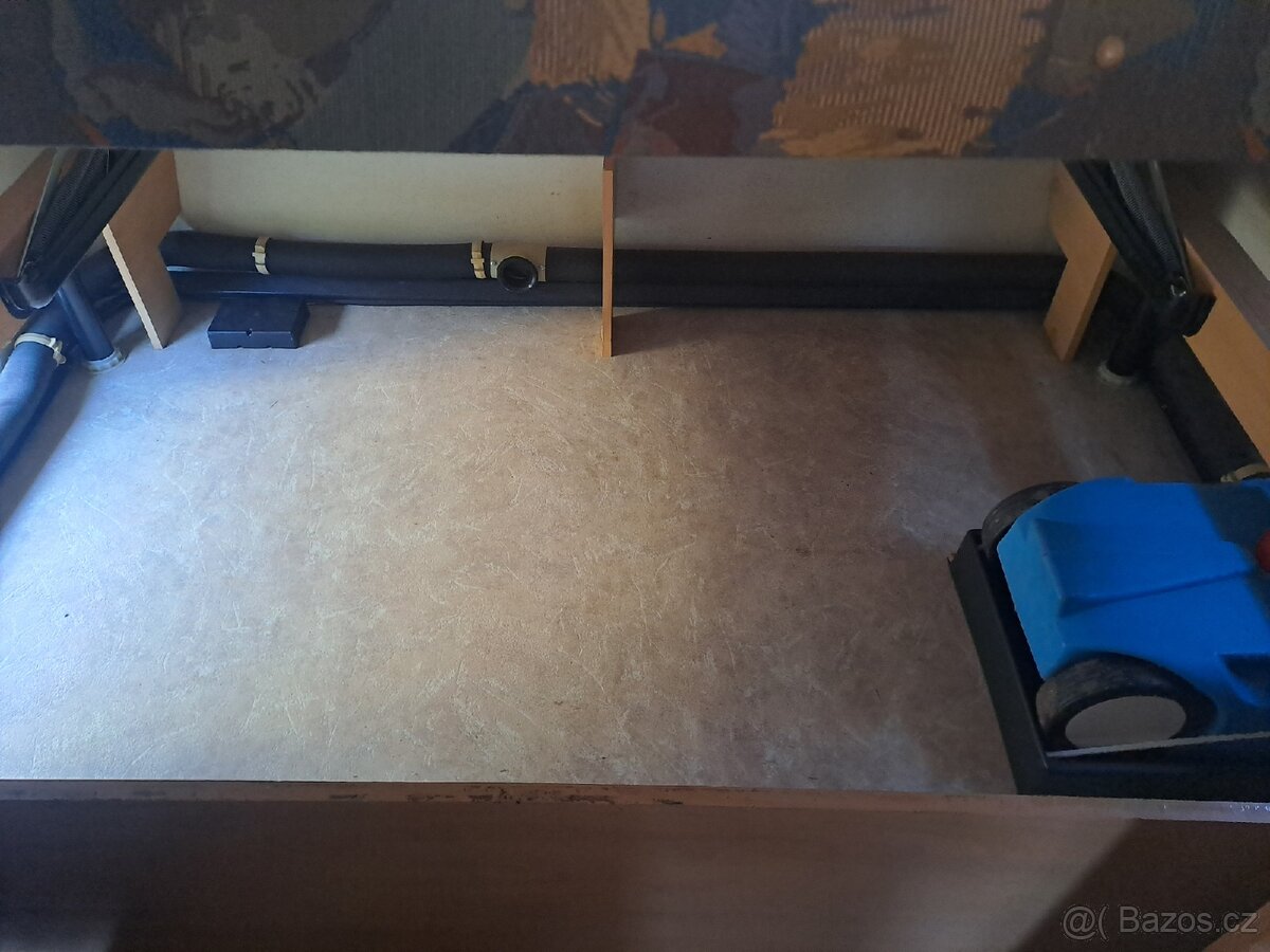 Hobby 400 s netěsností - 13