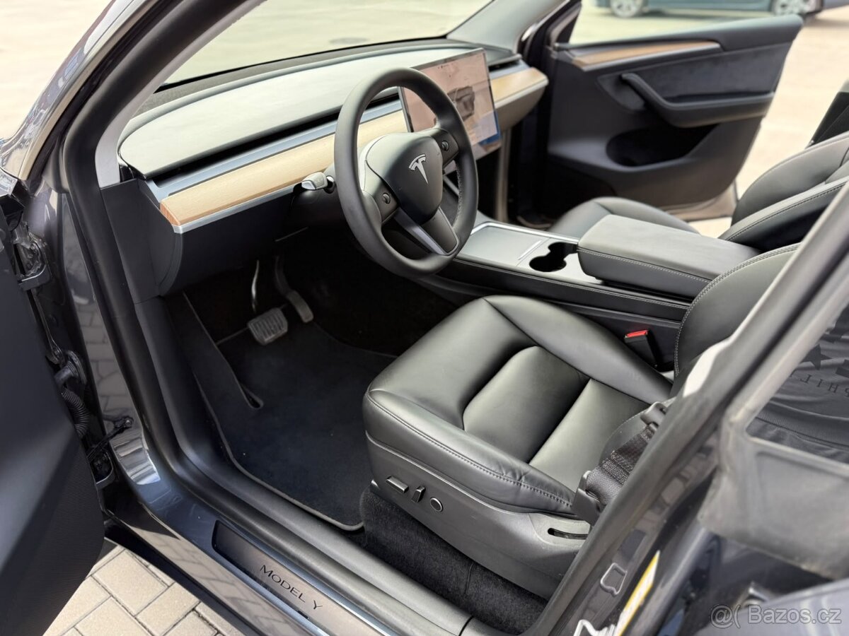 Tesla Model Y RWD Basis 2023 (EU) 34500 € - 13