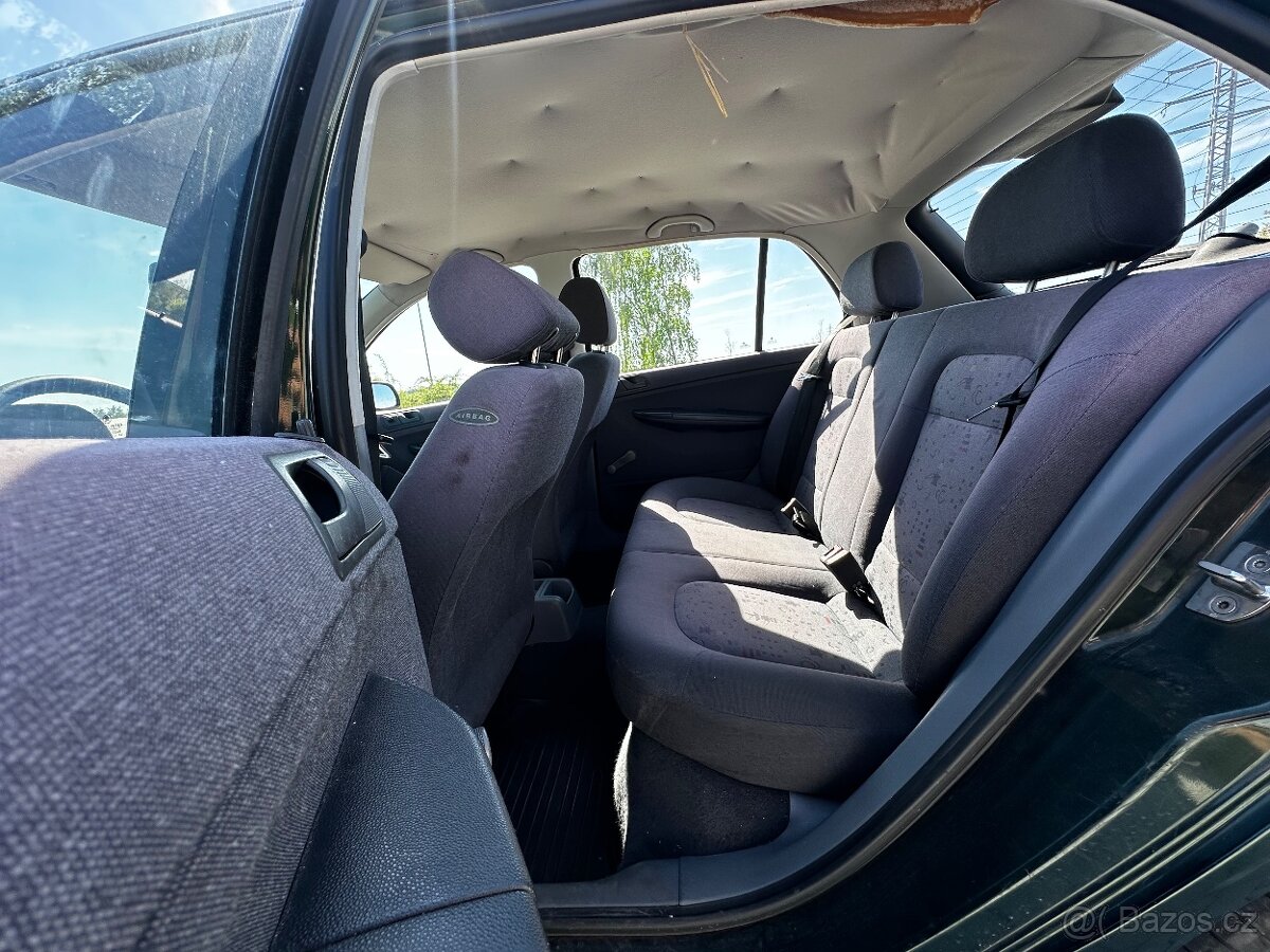 Škoda Fabia 1.4 Benzín 44 kW / klimatiazace - 13