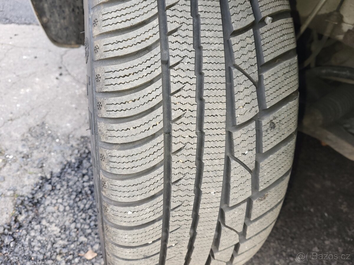 Zimní pneu 225 50 17 - 13