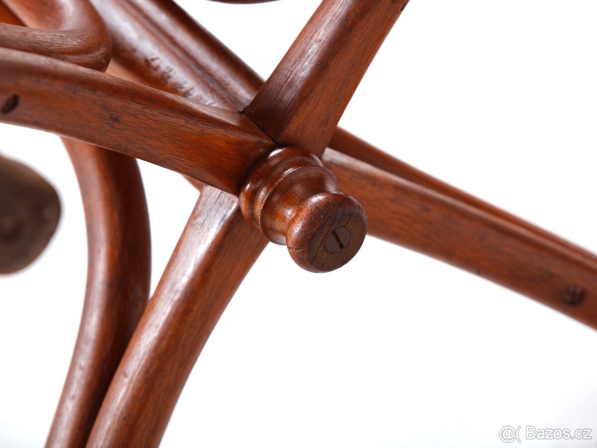 Prvorepublikový dubový věšák THONET, 1925. - 13