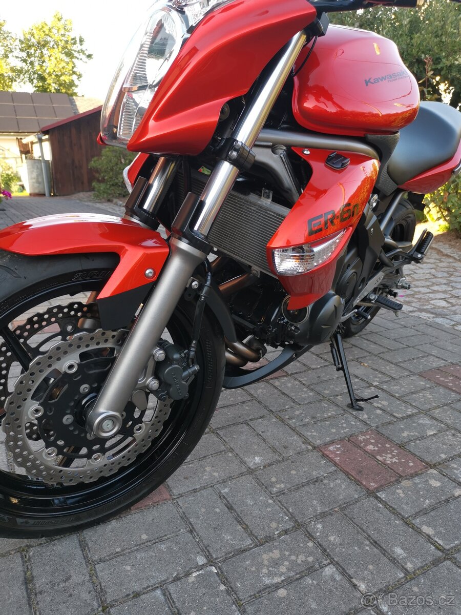 Kawasaki ER-6n - 13