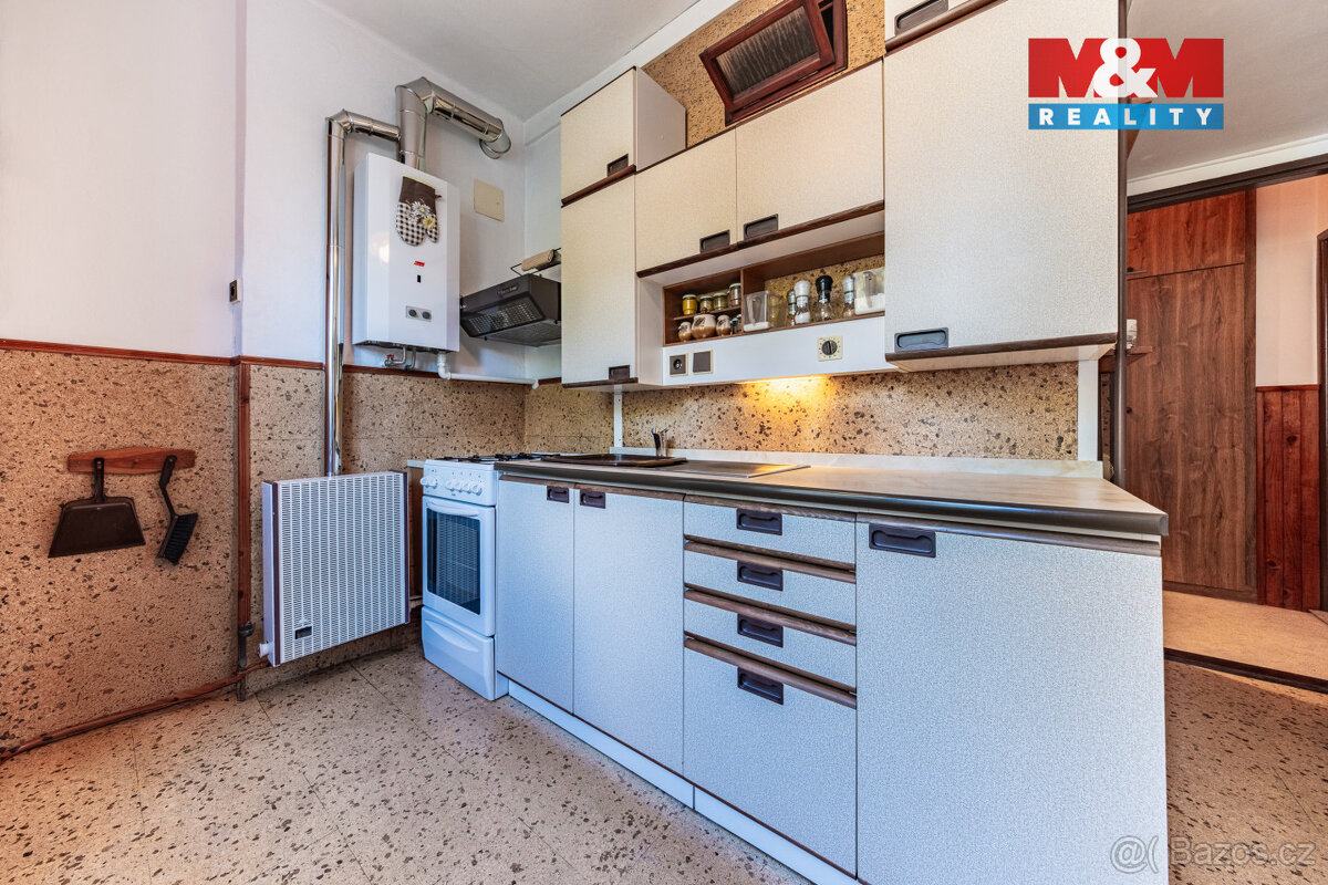 Prodej bytu 4+1, 75 m², Podbořany, ul. Alšova - 13