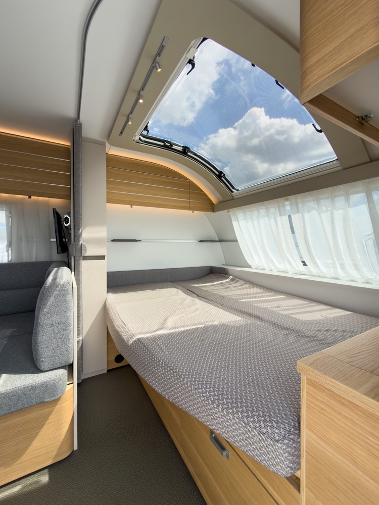 Adria Adora 673 PK - výbava - 13