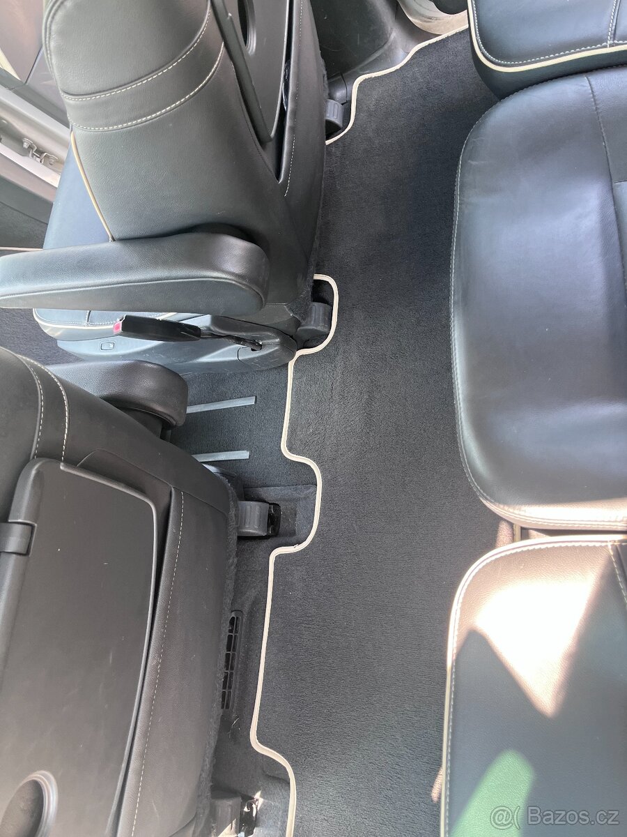 Renault Espace, Initiale 2.0 dCi 110 kW 7míst - 13