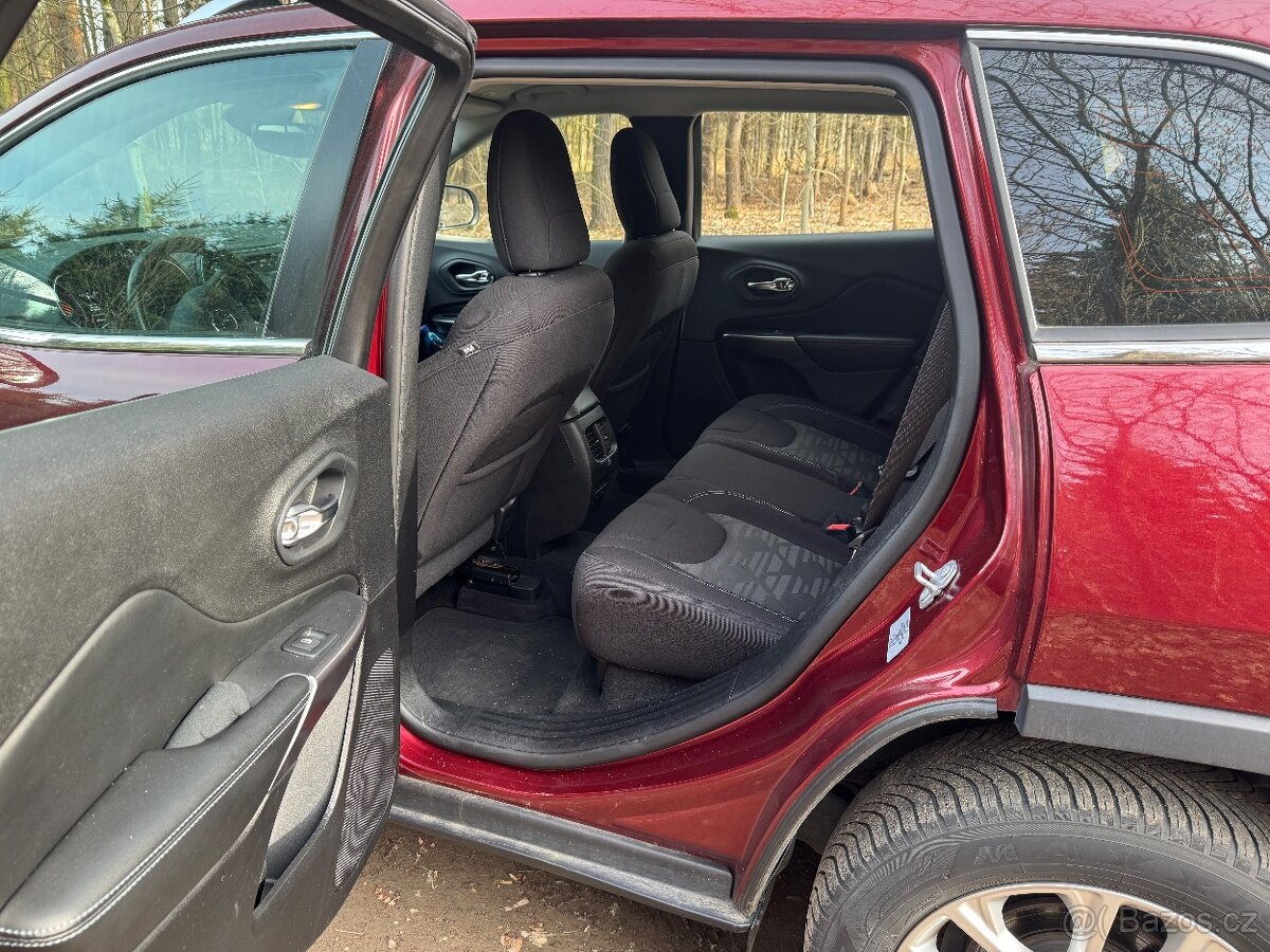 Jeep Cherokee 2.2l 143kw - 13