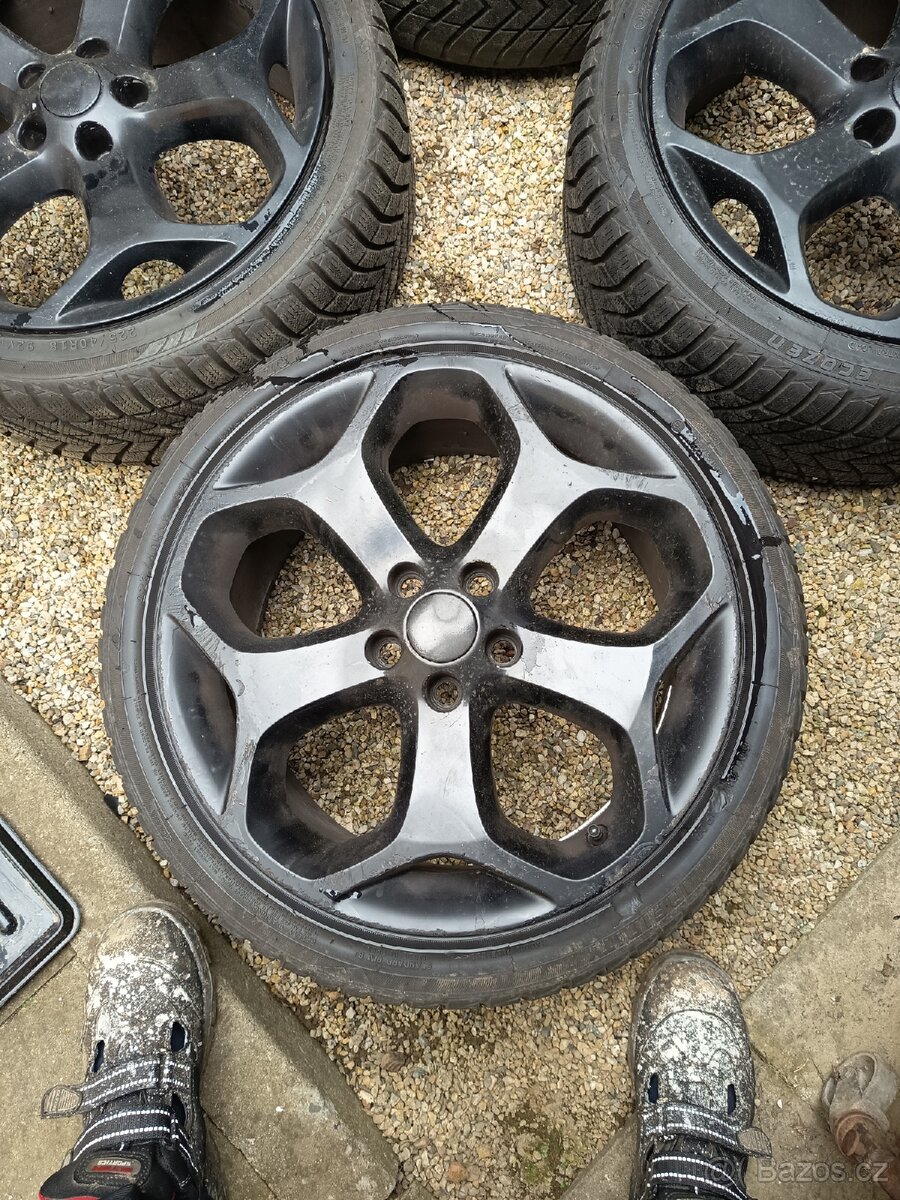 Kola Ford Focus ST - 13