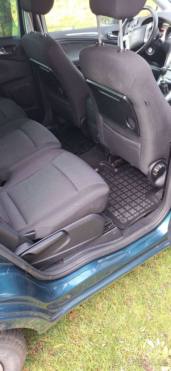 Ford S-max 2.0 103 kW - 13