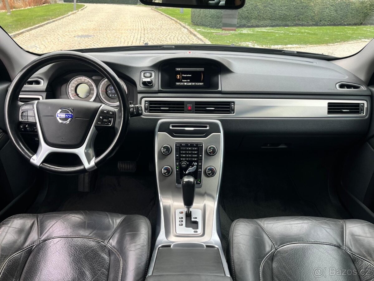 Volvo V70 2.4 D5 5VÁLEC AUTOMAT SENZORY TAŽNÉ SERVISKA - 13