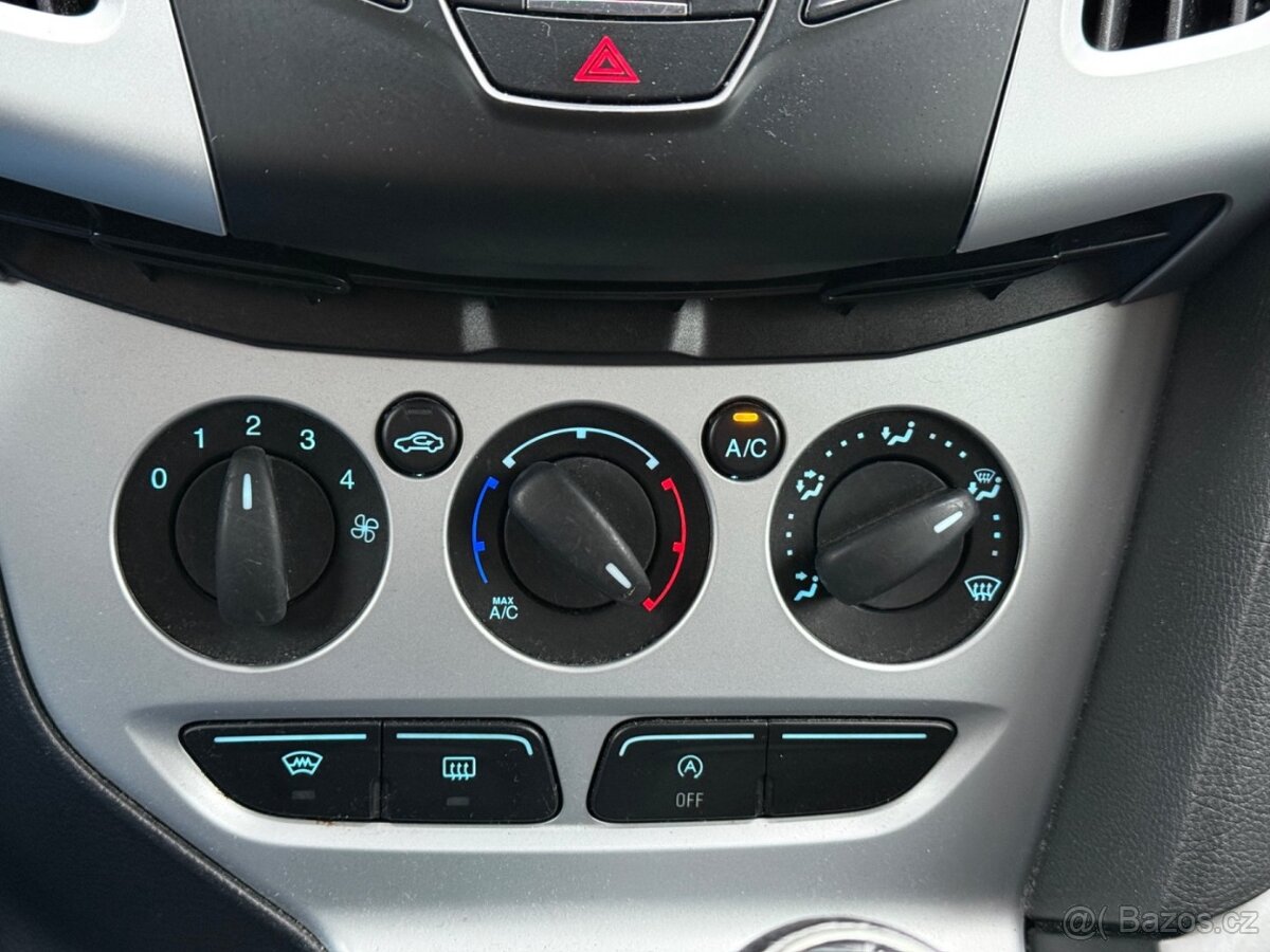 Ford Focus 1.6 TDCi Trend • 10/2012 • 85kw • 1. majitel v ČR - 13