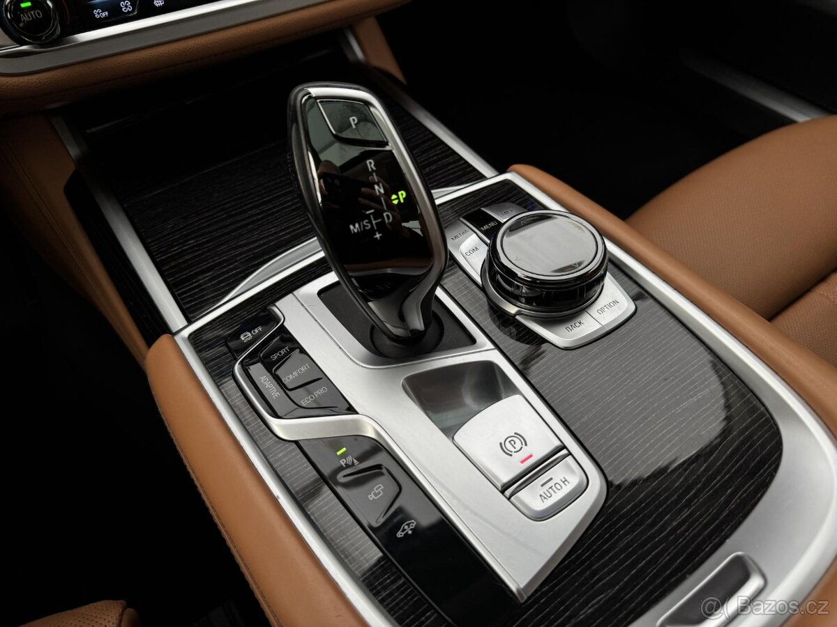BMW Řada 7, 750d 4x4 CZ HUD Laser DPH - 13