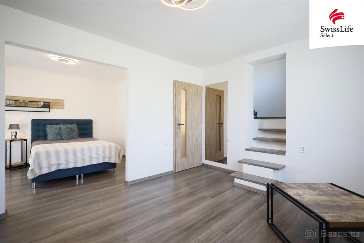 Prodej rodinného domu 186 m2, Vystrkov - 13