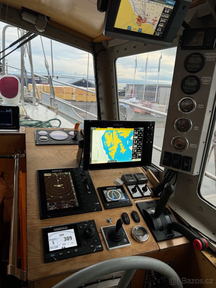 Expediční motorsailer - 13