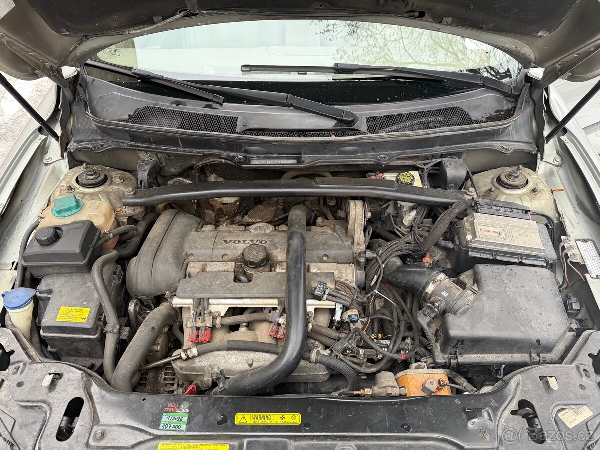 Volvo XC90 2.5T LPg - 13