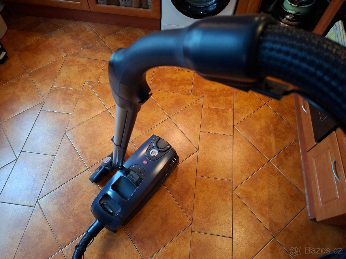 Profi vysavač - LUX intelligence - 13