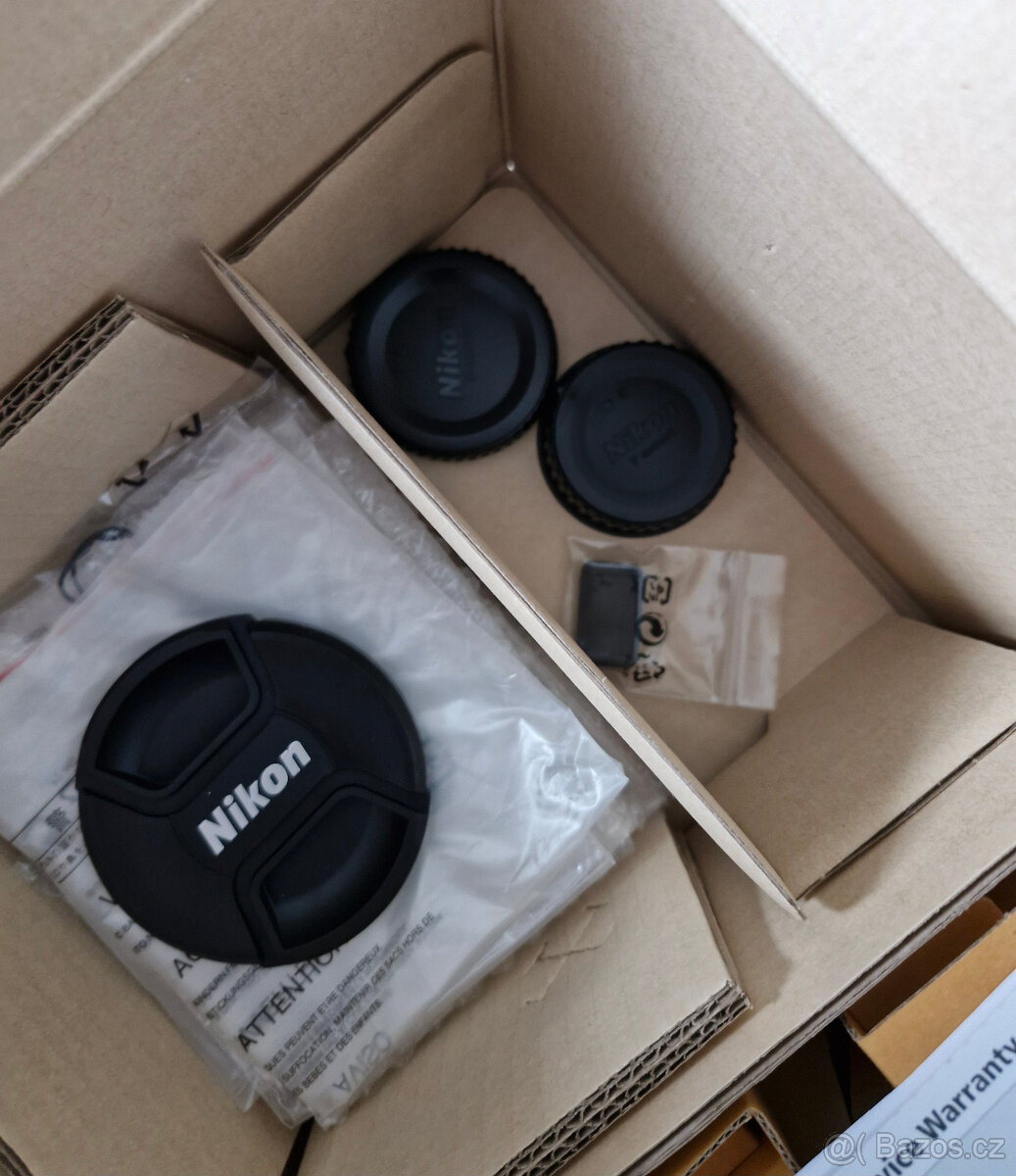 Nikon D750 + Nikon 24-120 F4 VR a příslušenství - 13