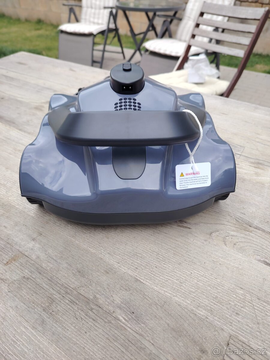 Nový značkový bazénový robot Lixada - 13