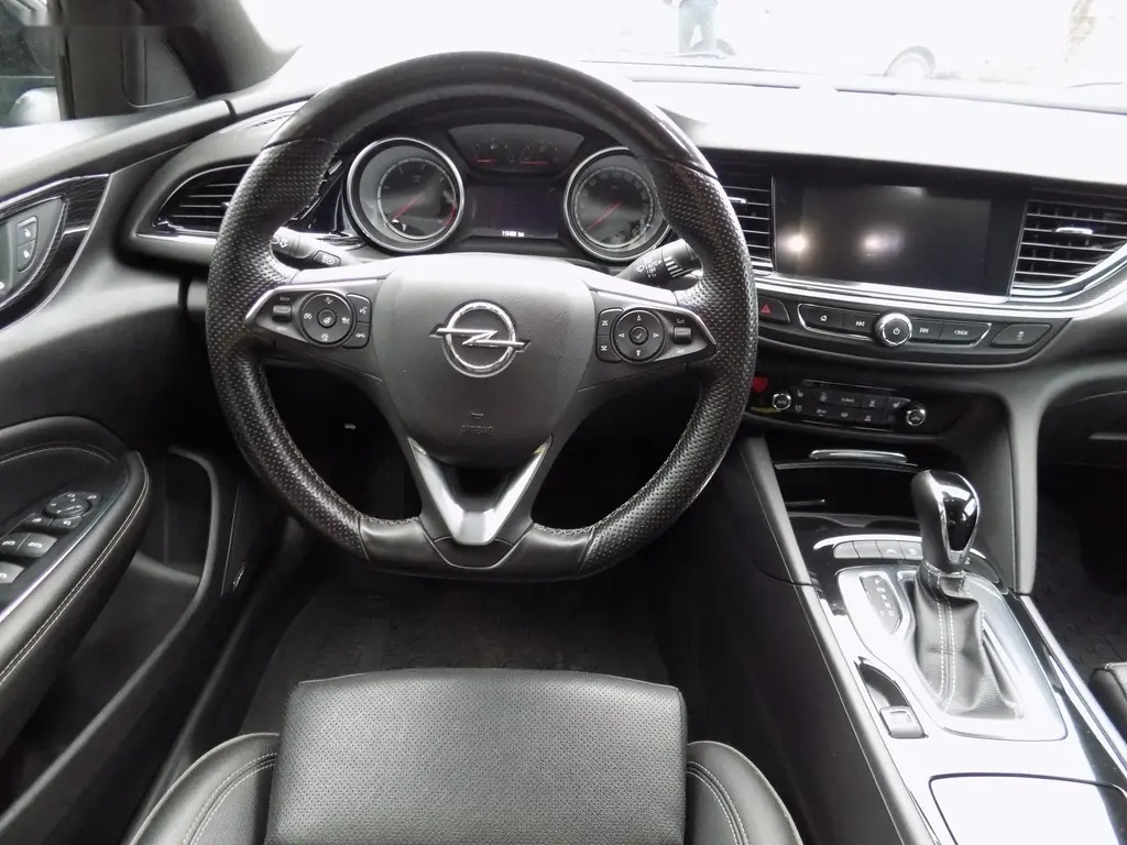 Opel Insignia, 2.0 CDTi Automat - 13