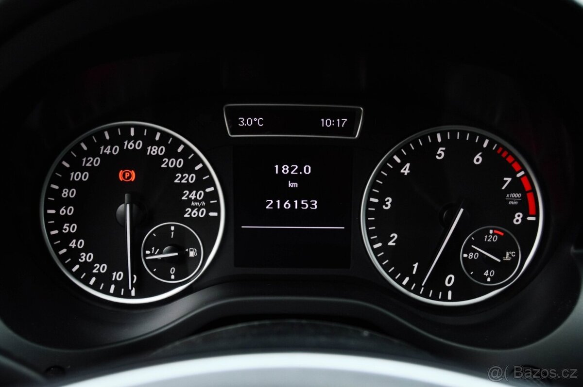 Mercedes-Benz A trieda 180 - 13