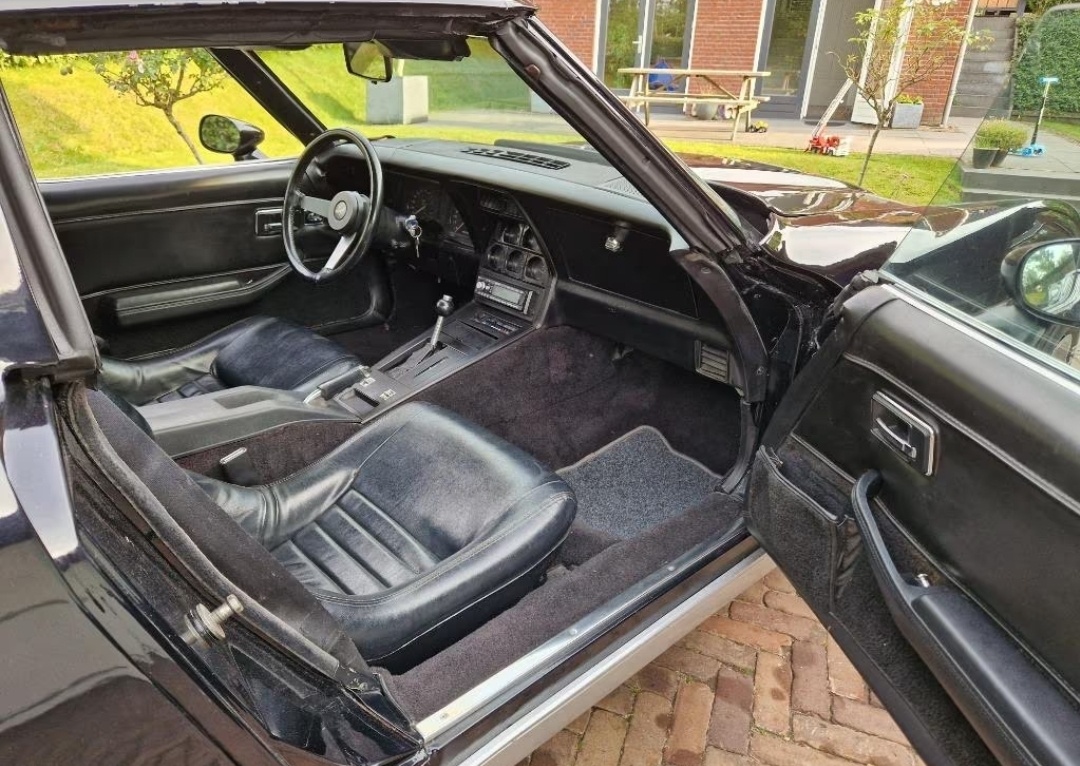 Corvette C3 1979 automat - 13