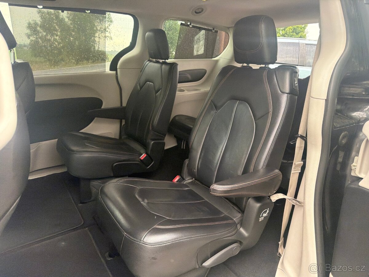 Chrysler Pacifica 3,6 Pentastar RU 8 míst 2017 - 13