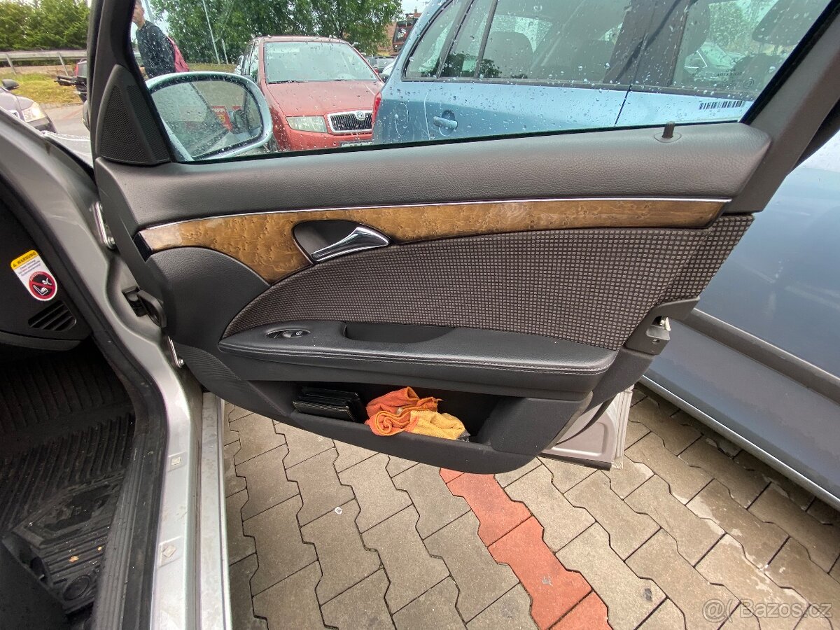 Mercedes-Benz E280 W211 - 13