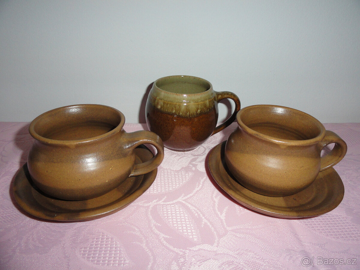 Hrnečky s podšálky - 13