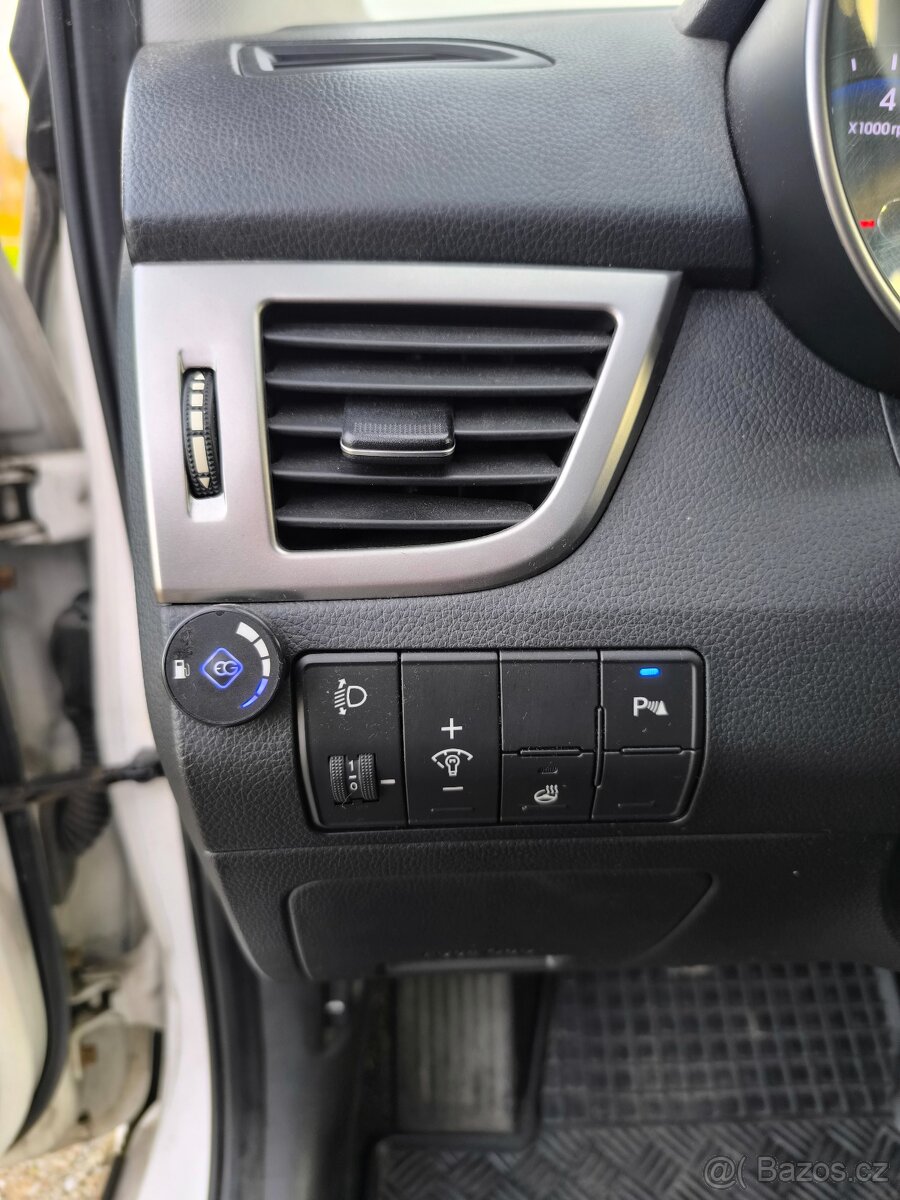 Hyundai i30, 1.6 + LPG WG TRIKOLOR FLEET - 13