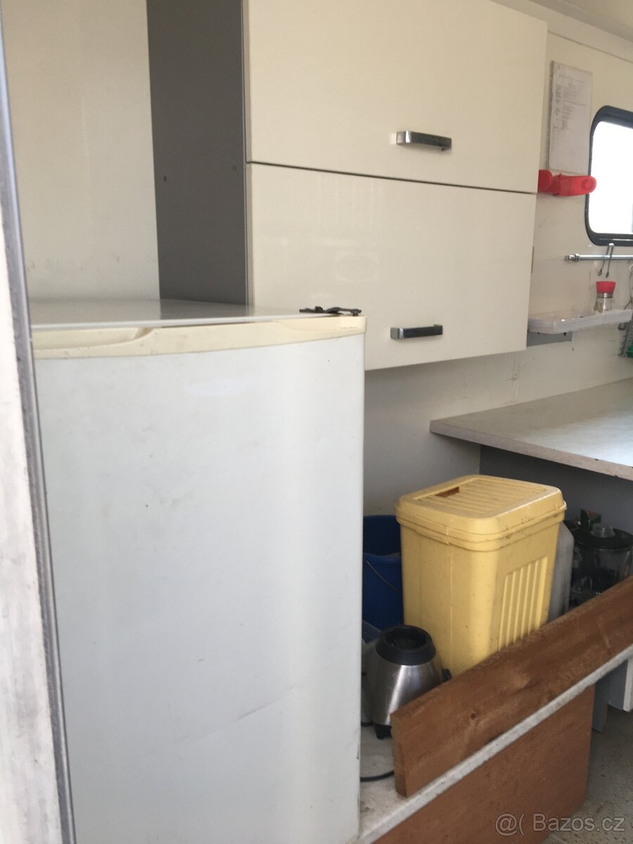 Pojízdná prodejna - 13