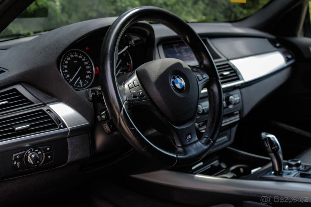 BMW X5 M-Packet xDrive40d - 13